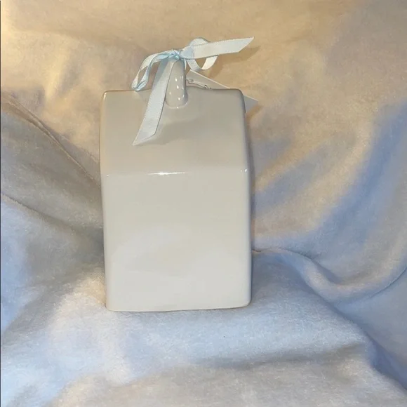 Baby Bird Ceramic Birdhouse by Rae Dunn - Picture 4 of 5